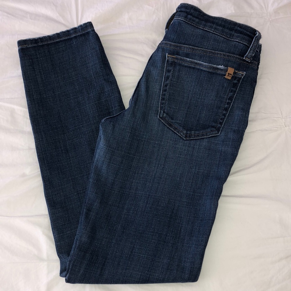 Joe’s Straight Leg Jeans-28 mint!